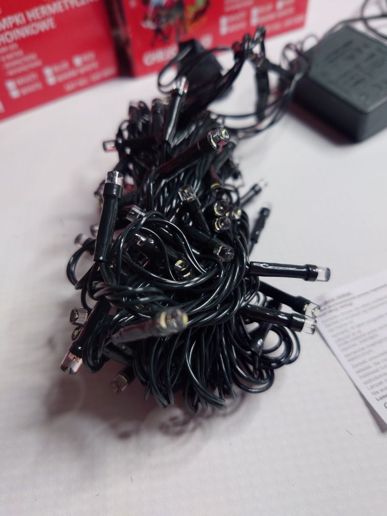 Lampki na choinkę 100 LED 8m Wewnętrzne Zimne białe Programator Mocne