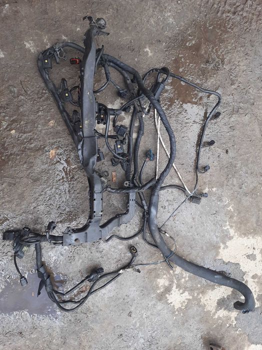 Підкапотка підкапотна проводка провода мотора Тойота Авенсіс т25 2.2