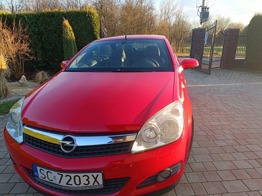 Opel Astra H 1.8 benzyna kabriolet 2008r