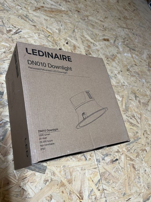 Philips DN010 Downlight - oprawa wpuszczana