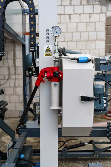 Trak Taśmowy z Pełną Hydrauliką. Korowarka,ISP,Pulpit Stacjonarny.