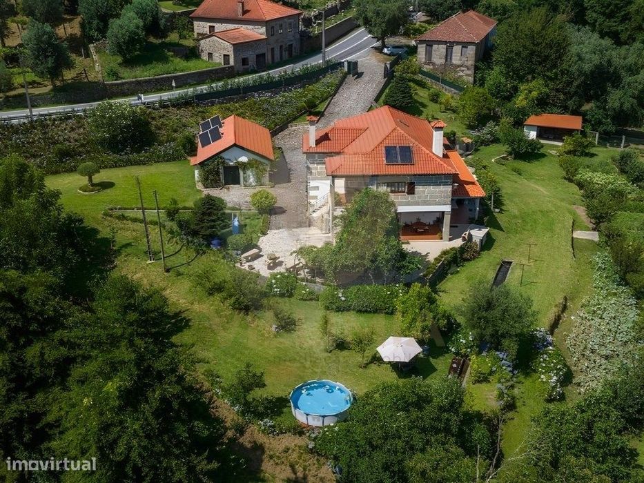 Moradia T5 - Fornelos - Ponte de Lima