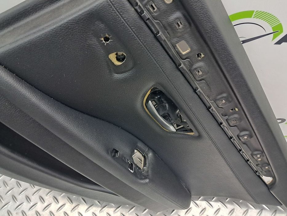 Обшивка двери карта дверная задняя правая BMW BMW 5 F10 51427273280