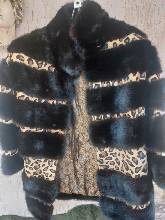 Шуба норкова напівшуба шубка полушубок..