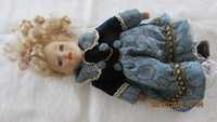 Лялька (кукла) колекційна, висотою 26 см.