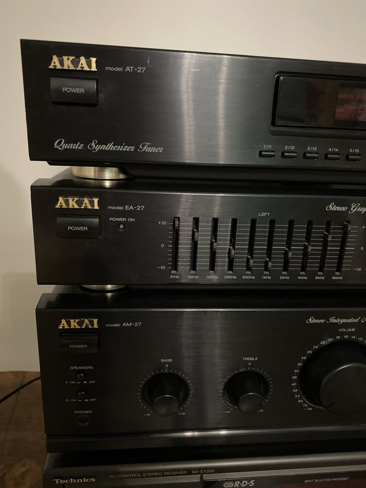 Akai AM 27 підсилювач , еквалайзер, тюнер