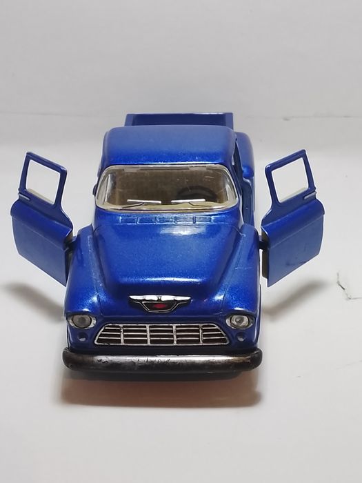 Игрушки автомобиль
