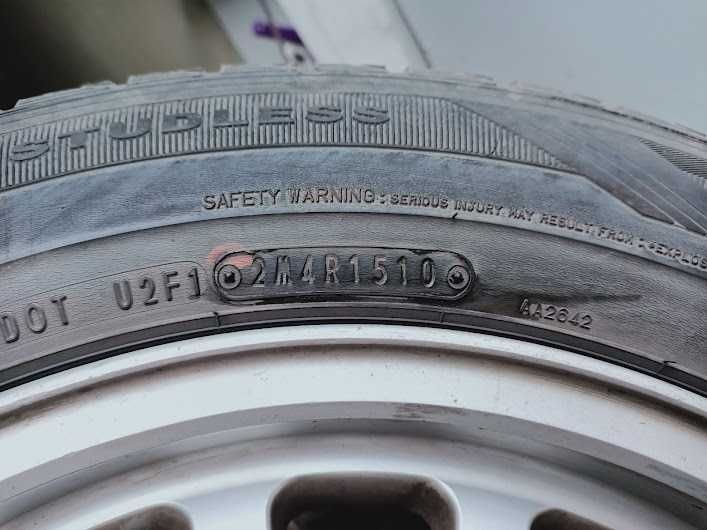 Шины зимние 215/60 R16 DUNLOP Graspic DS-3