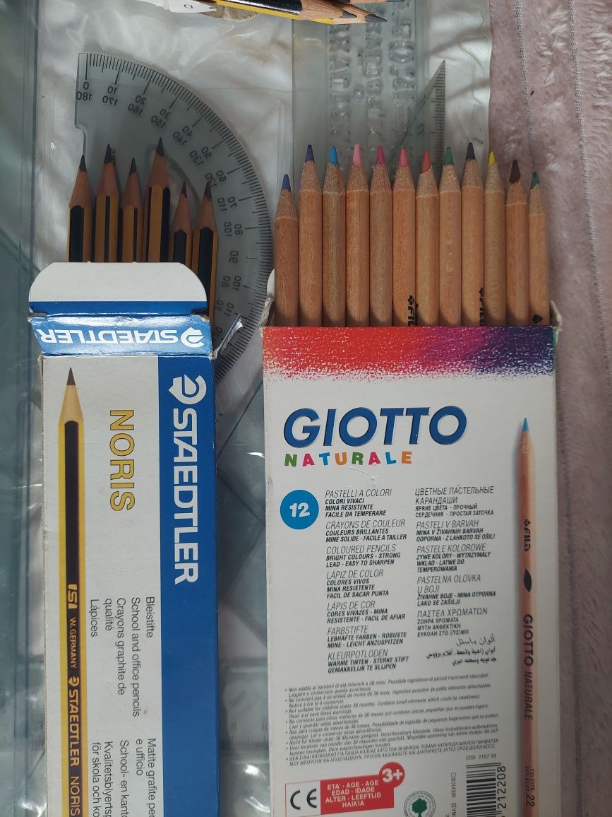 Material desenho Rotring Staedtler Molin