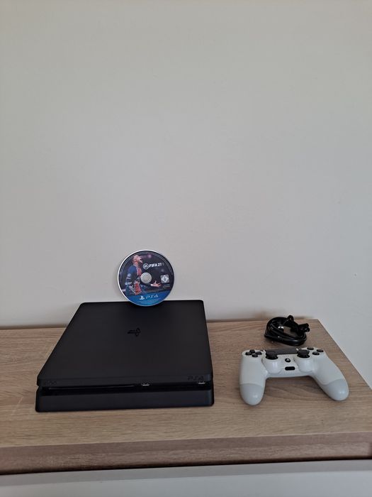 Konsola PlayStation 4 500GB +Gry Pad