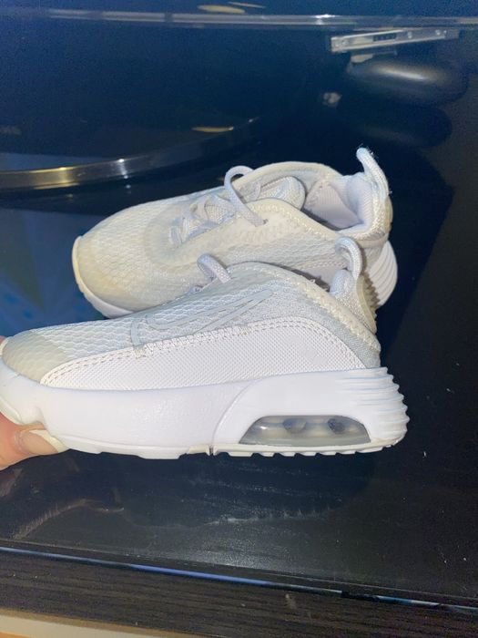 Tenis Nike  bebe tam 22