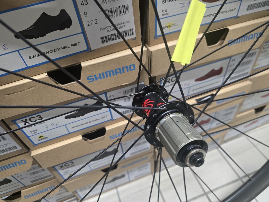 Rodas blackjack carbono