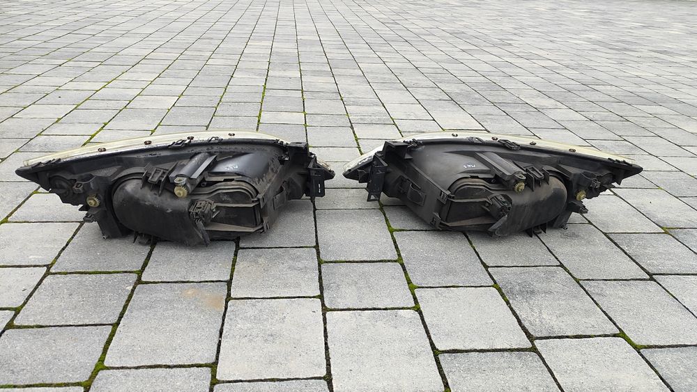 Lampy przednie przód Ford Mondeo Mk3