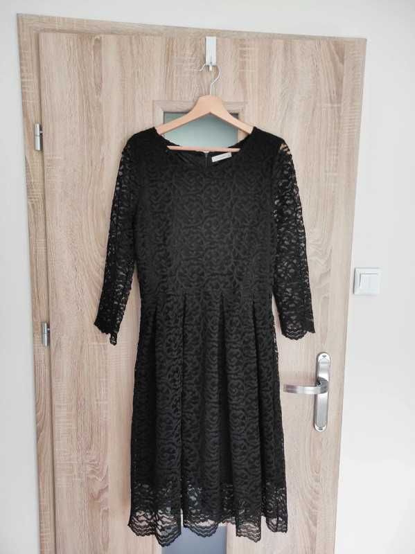 Czarna koronkowa sukienka Reserved 42 XL