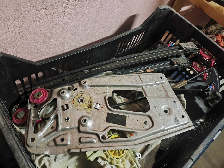 Óticas, centralina HVAC, mecanismo elevador vidros BMW 525 E39