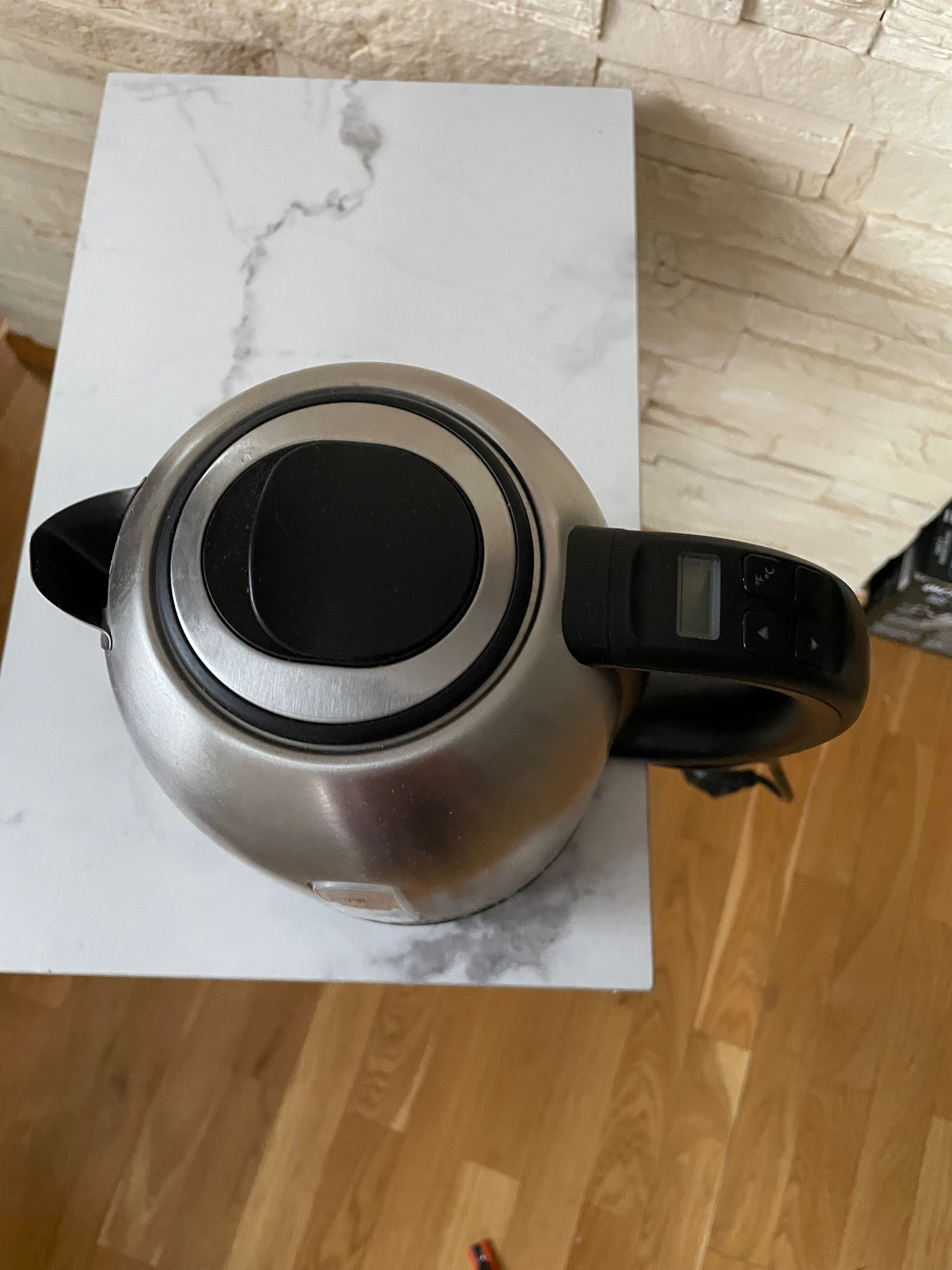 Czajnik elektryczny Russell Hobbs 20441, 3000 W 1,7l srebrny