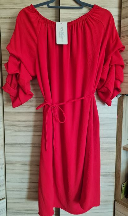 Czerwona sukienka hiszpanka włoska
