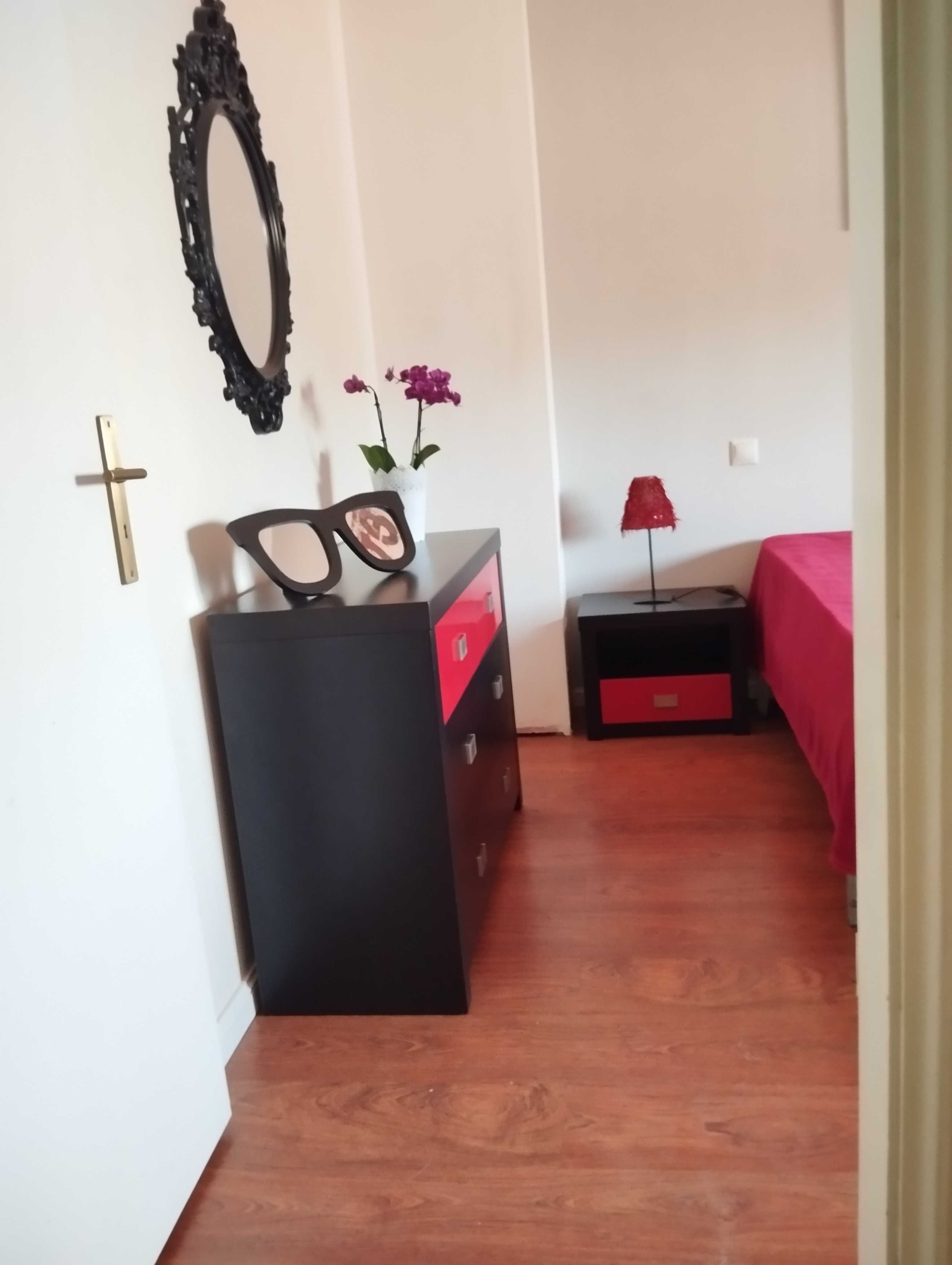 quarto Individual  em sta. marta, a 9 km de viana