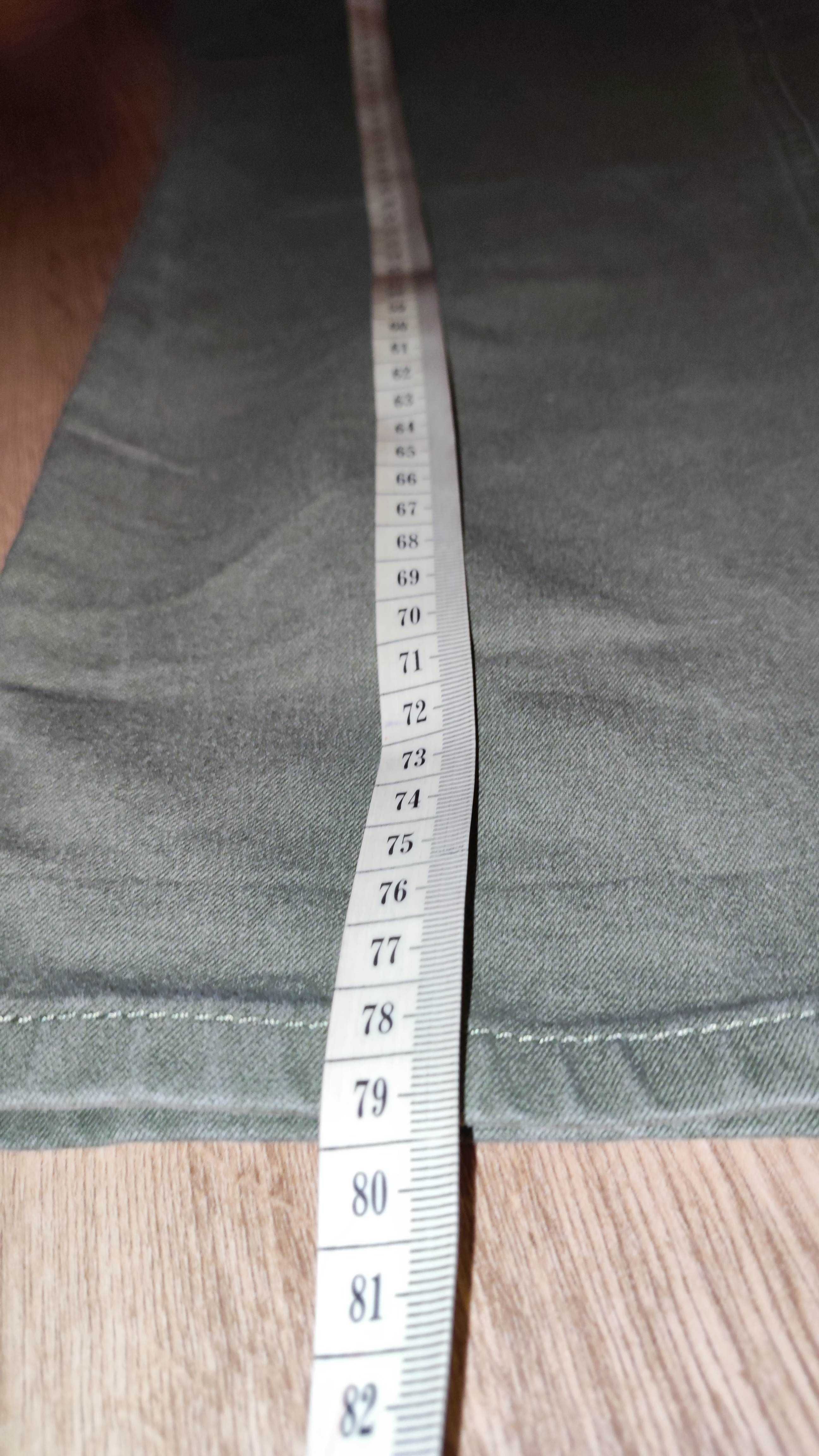 Włoskie spodnie roz 40 kolor khaki