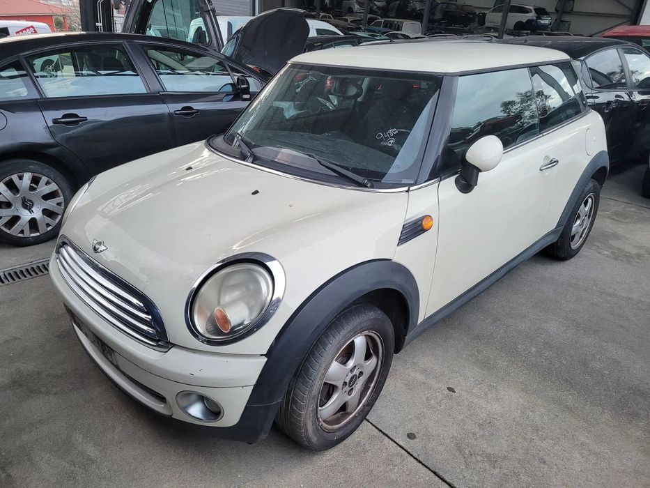 Mini Cooper R56 2010 para peças