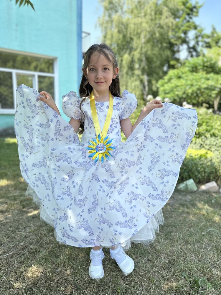 Святкова сукня, сукня на випускний з садочка