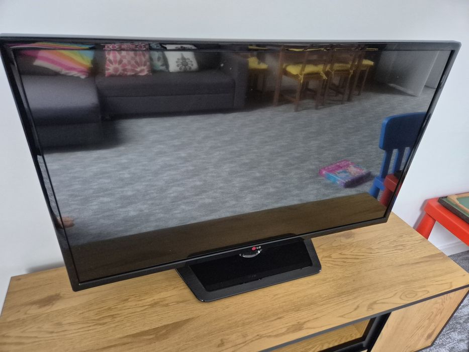 Telewizor tv LG42 cale stan bdb 3D