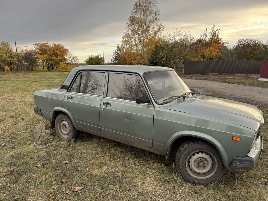 Продам жигули 2107