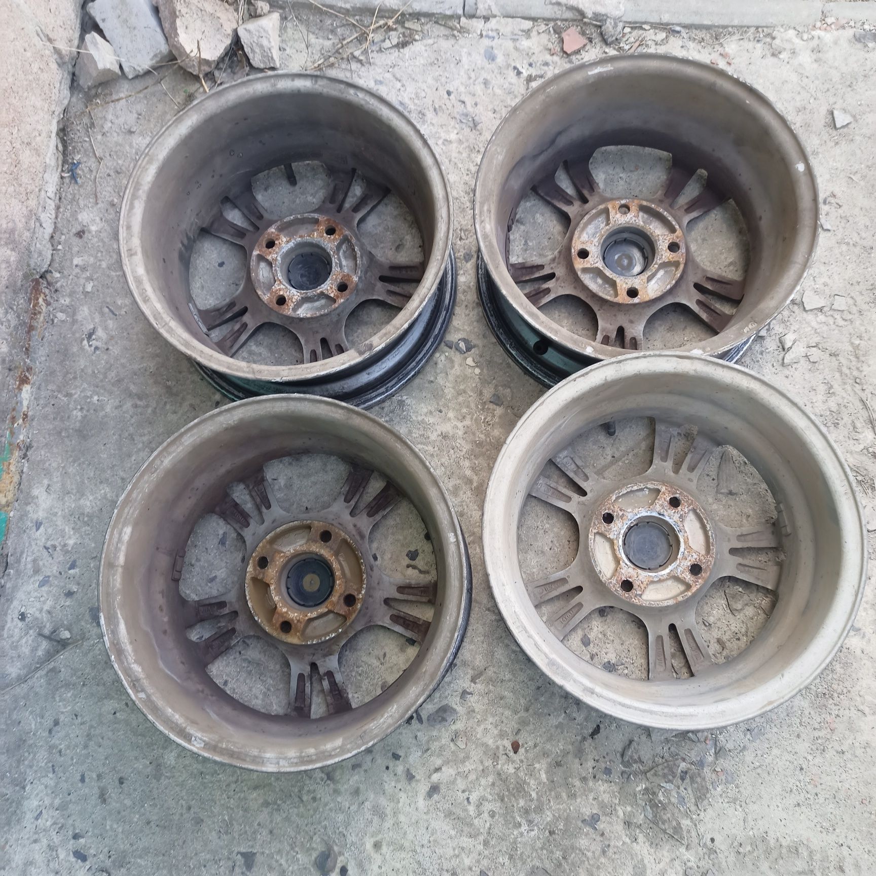 Продам титановые диски r14 4 114,3