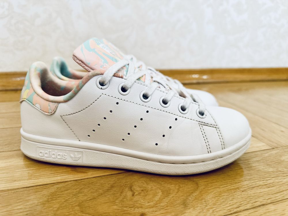 Кросівки adidas Originals Stan Smith 35.5 розмір