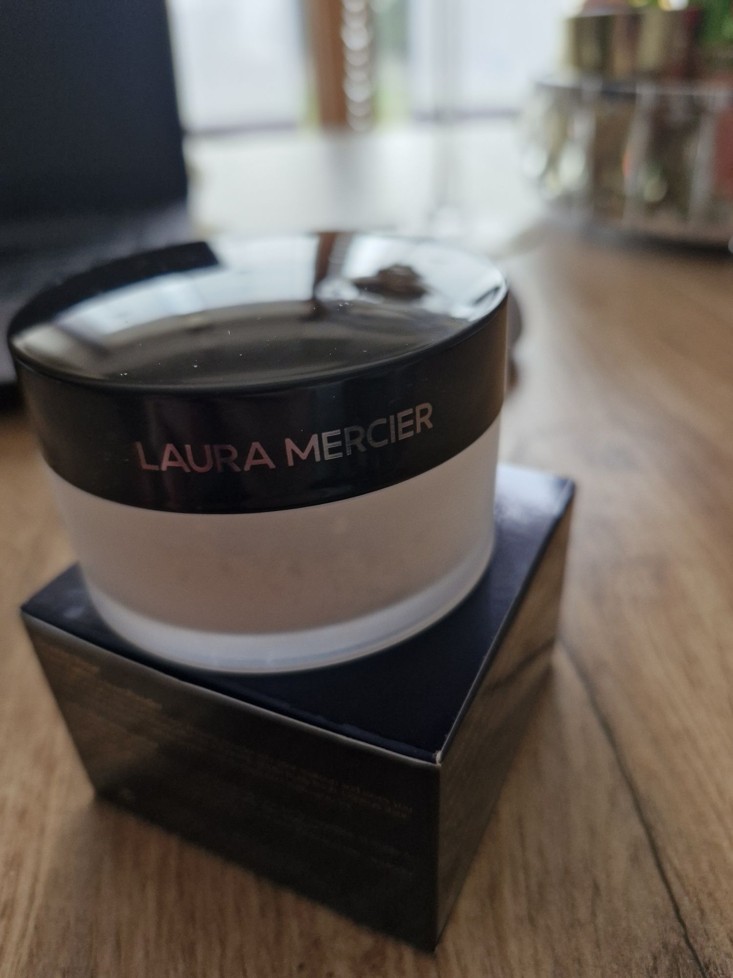 Puder Laura mercier transparent