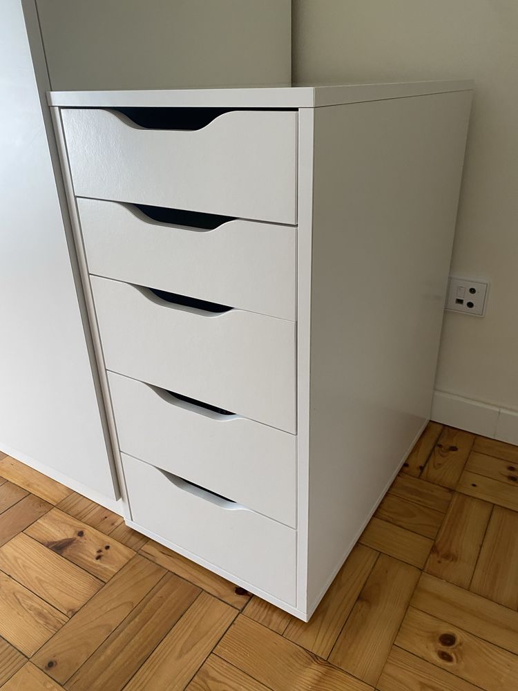 Móvel de escritório com gavetas IKEA ALEX