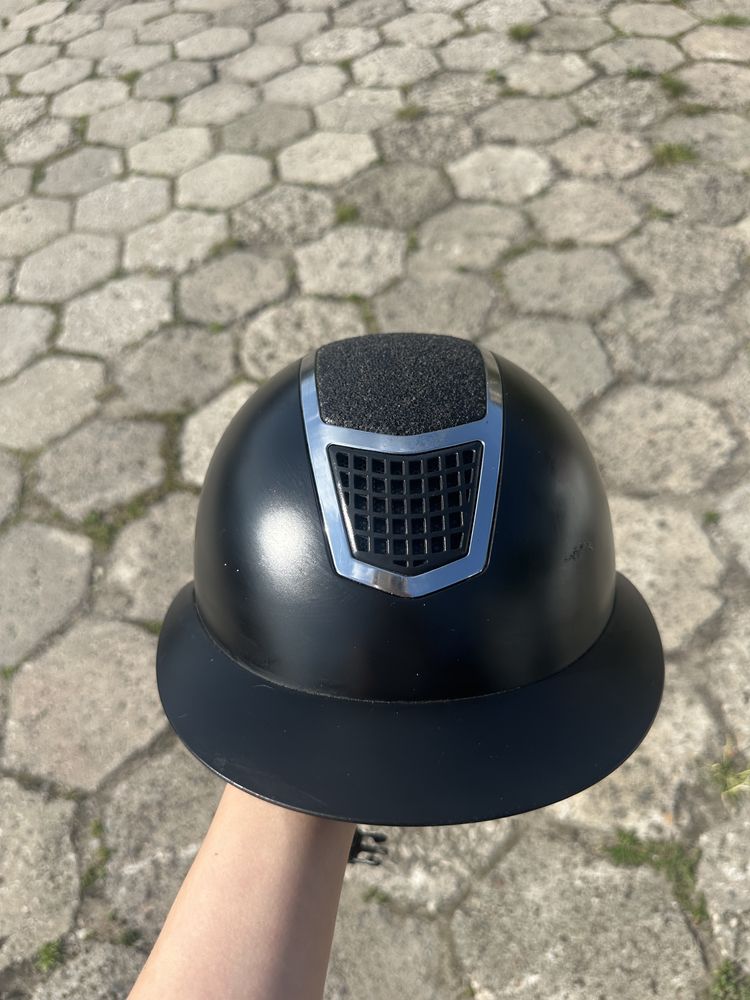 Kask jeździecki