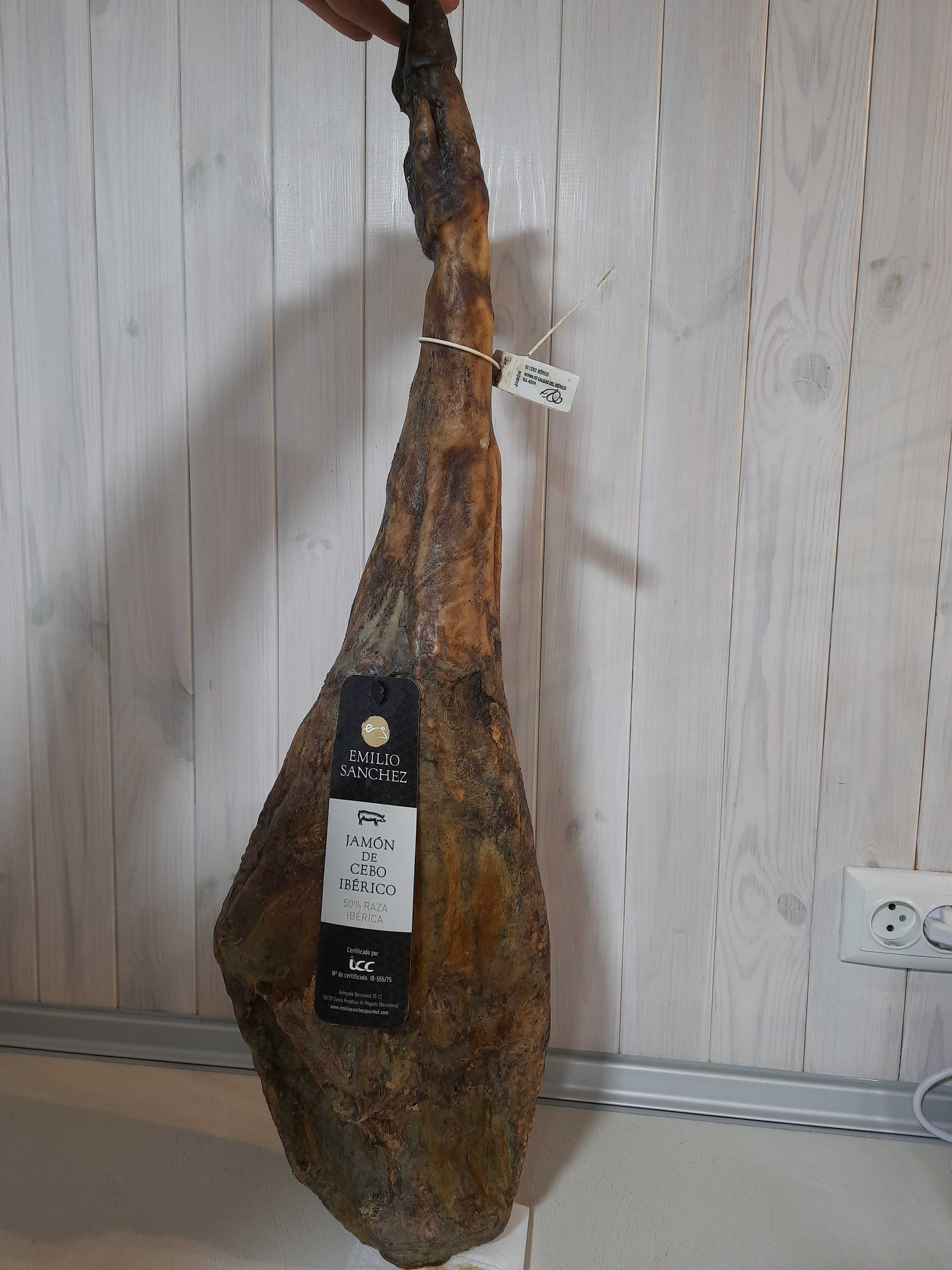 Хамон Iberico De Bellota, De Cebo в чехле