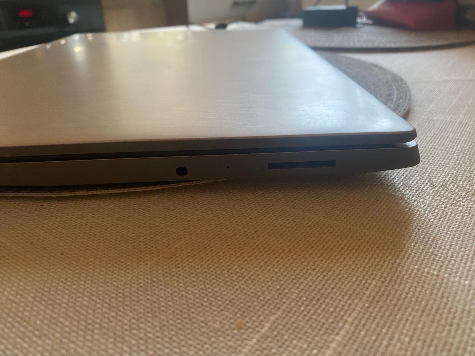 Laptop Lenovo V14 na części