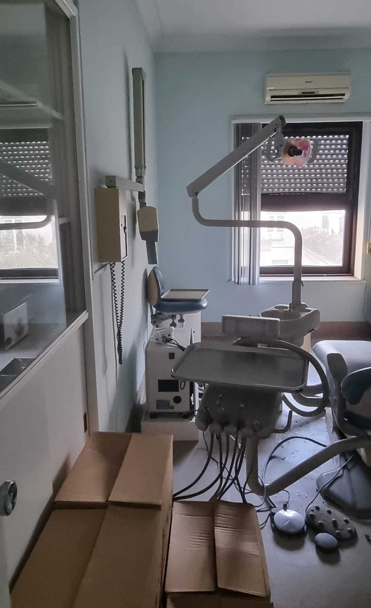 Mobiliário consultório dentista