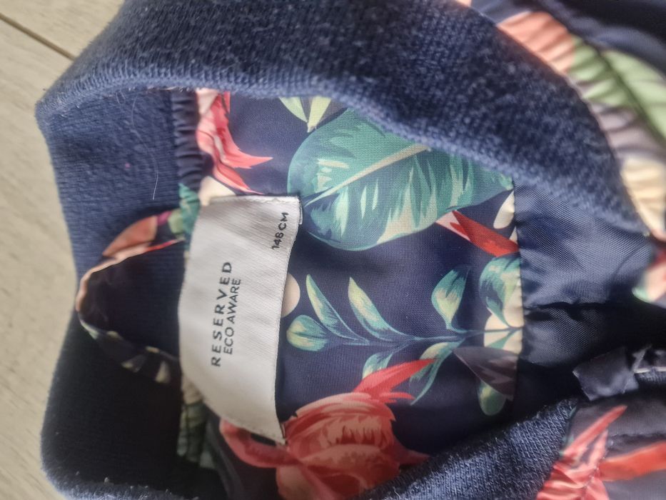 Kurtka jesień wiosna Reserved r. 146 dziewczyna. Zapinana na zamek