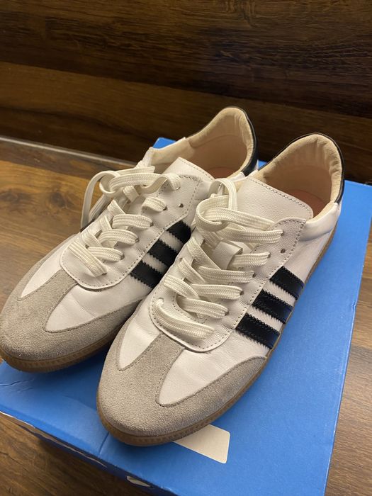 Кросівки нові 38 розмір