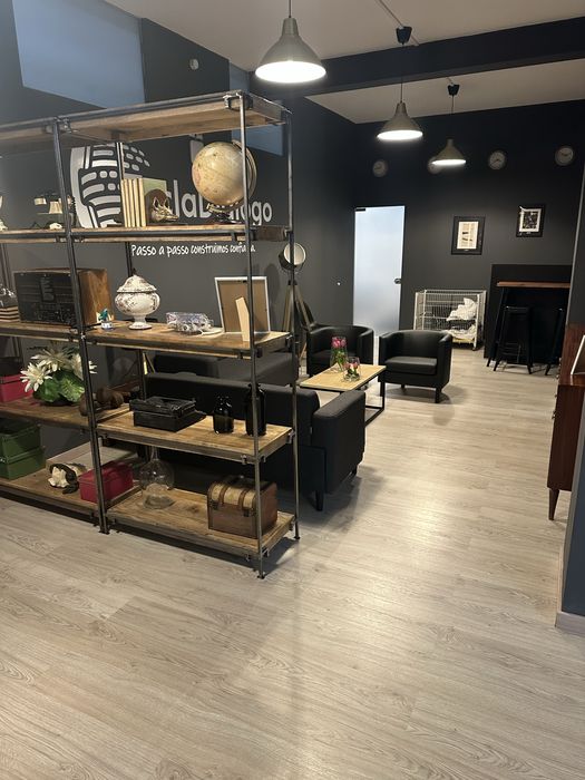 Venda de Escritorio/loja centro Porto