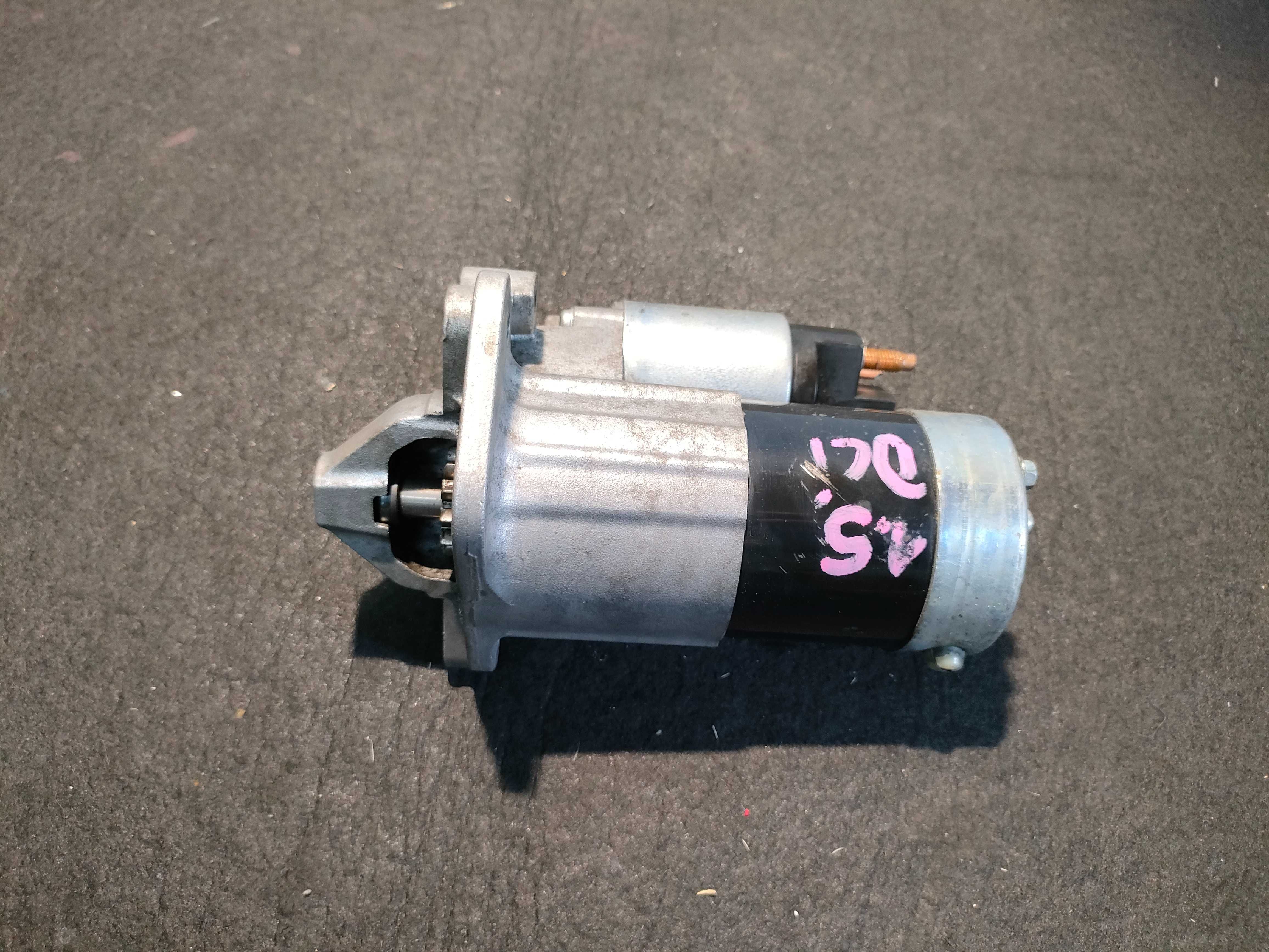 Rozrusznik 1,5 DCI  Renault