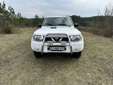 Nissan Patrol Y61 2,8 poj