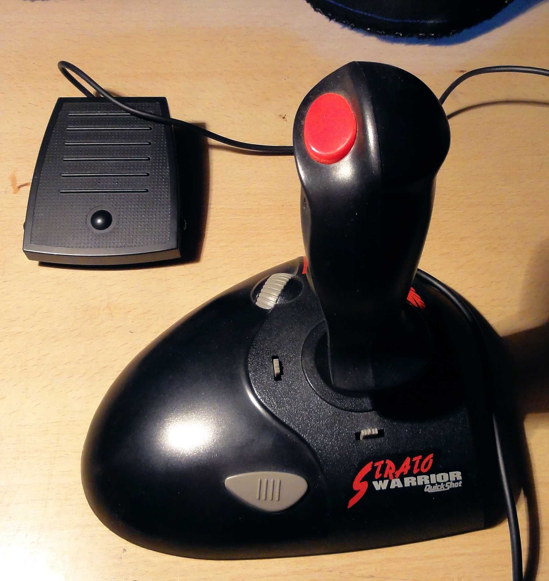 Joystick Quickshot Strato Warrior / retro