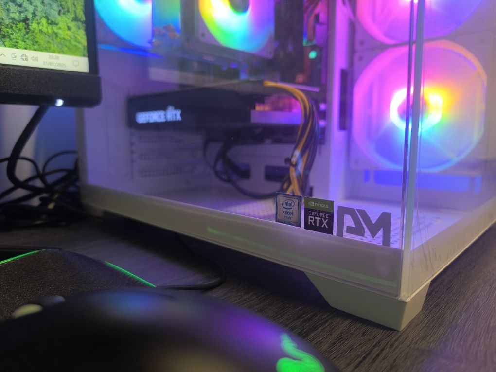 PC Gaming 3060RTX 32 RAM + Ecrã+ Periféricos