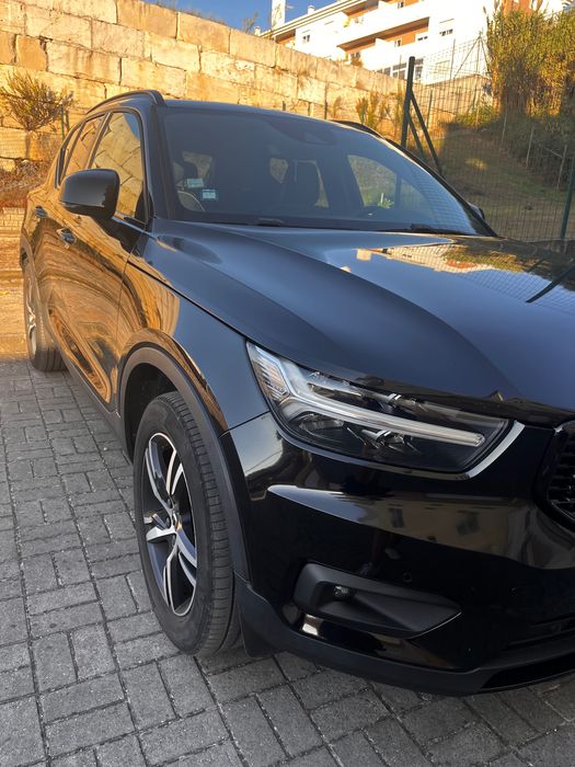 Volvo XC 40 T3 R-Design