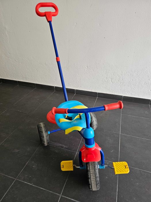Triciclo criança
