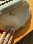 louis vuitton nerka creme bumbag