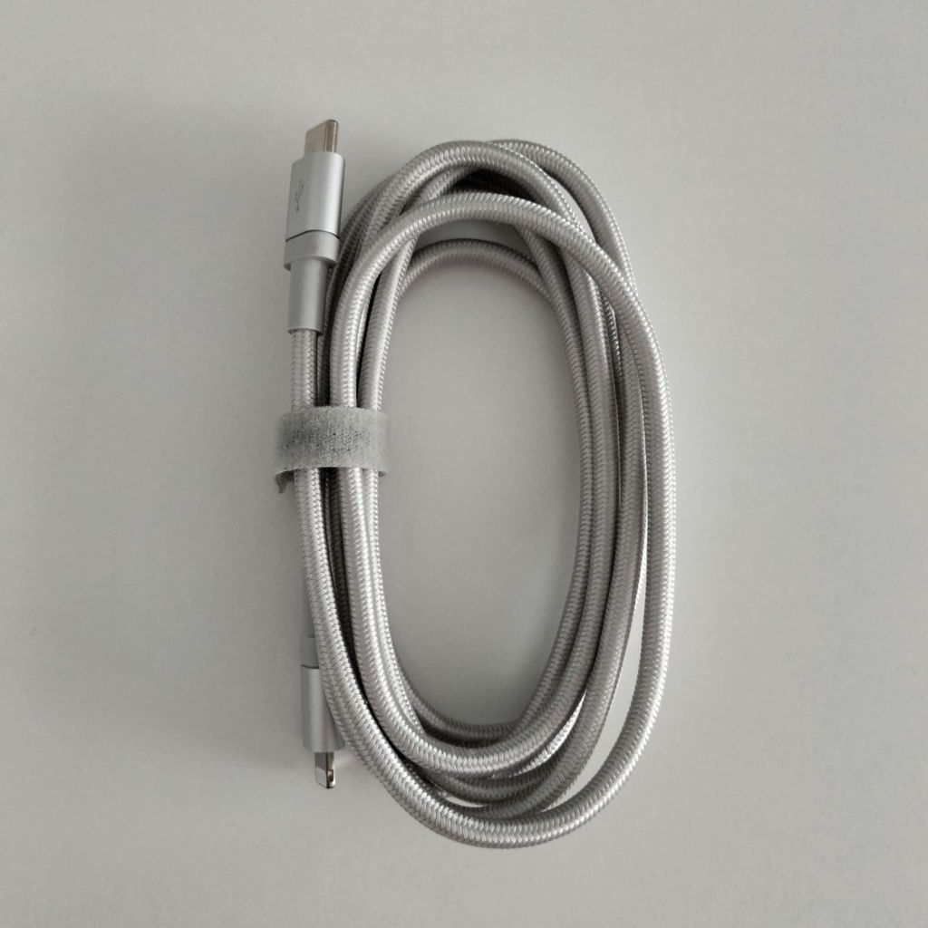Amazon Basics – kabel USB-C na Lightning, 1,8 m, srebrny