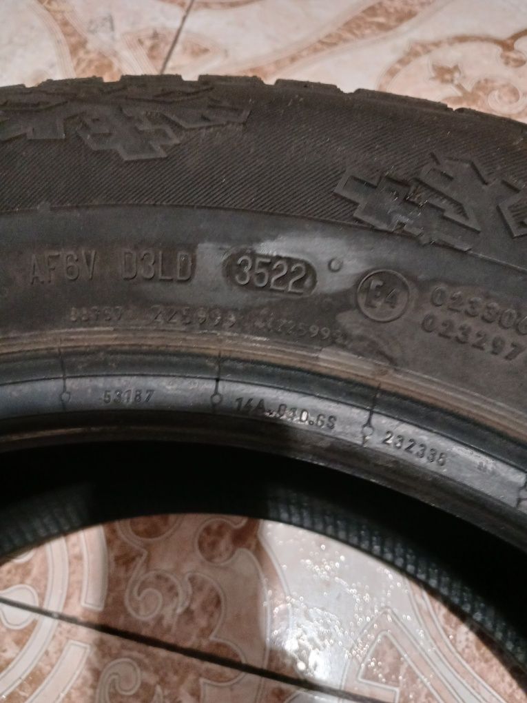 Шини зимові (4 - комплект)  Continental  ContiCrossContact 215/65 R16