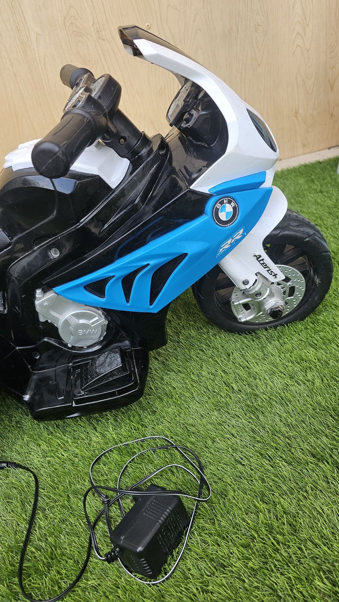 Motor s1000rr jeździk motorek na akumulator
