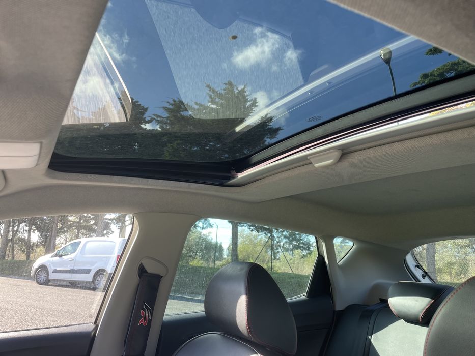 Seat ibiza 1.4 tdi FR c/ Teto panoramico