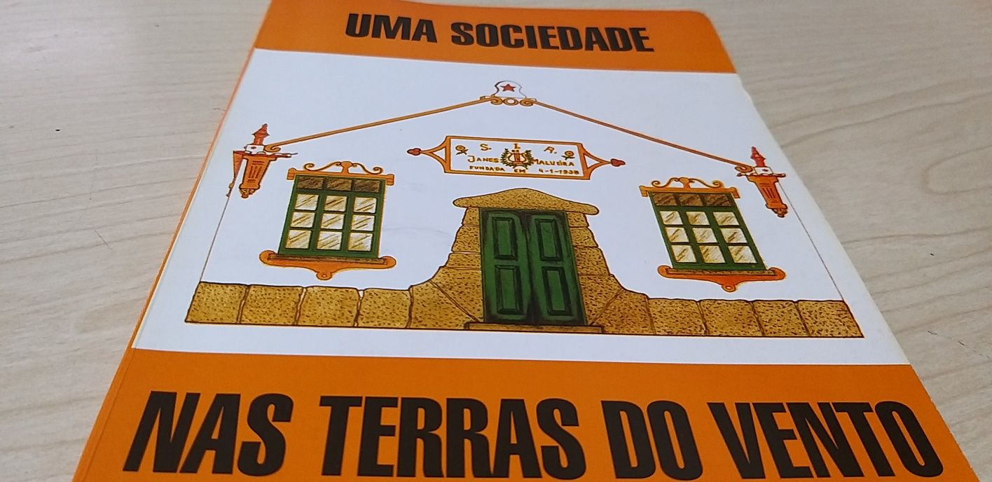 Uma Sociedade nas Terras do Vento.